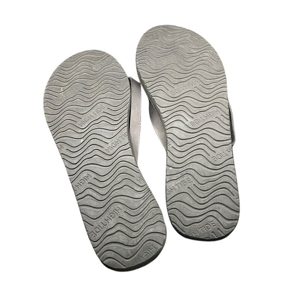 High Tide Woman’s Size 9 Flip Flops Sandal Thong Tan Black - Picture 6 of 8